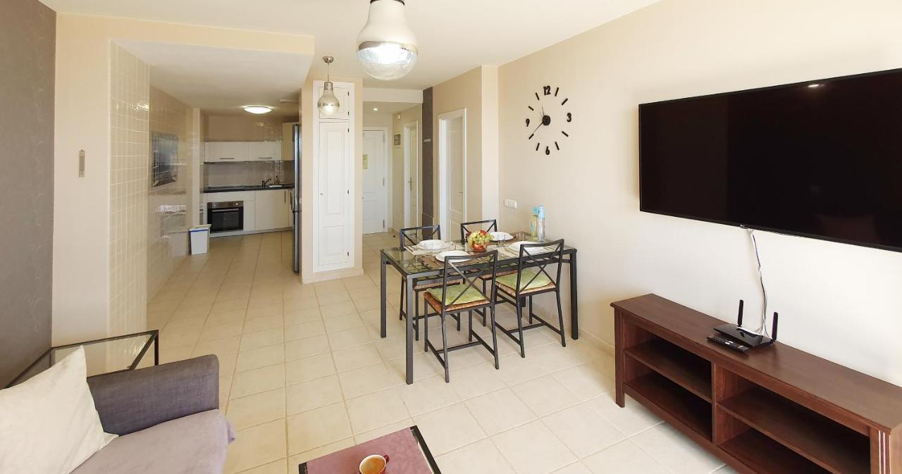 Playa Paraiso-Apartment 4 You Коста Калма Екстериор снимка