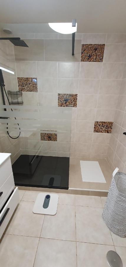 Playa Paraiso-Apartment 4 You Коста Калма Екстериор снимка