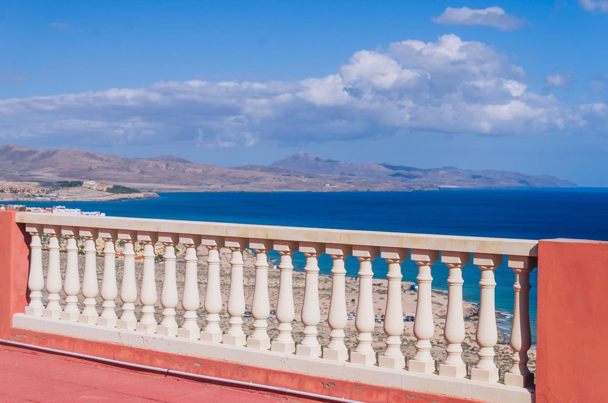 Playa Paraiso-Apartment 4 You Коста Калма Екстериор снимка